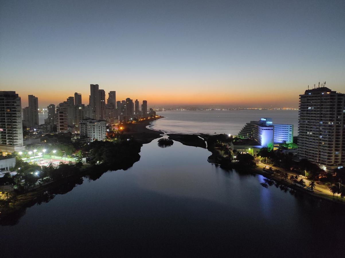 Apartamento De Lujo Con Vista Al Mar - Excelente Ubicacion Cartagena Kültér fotó