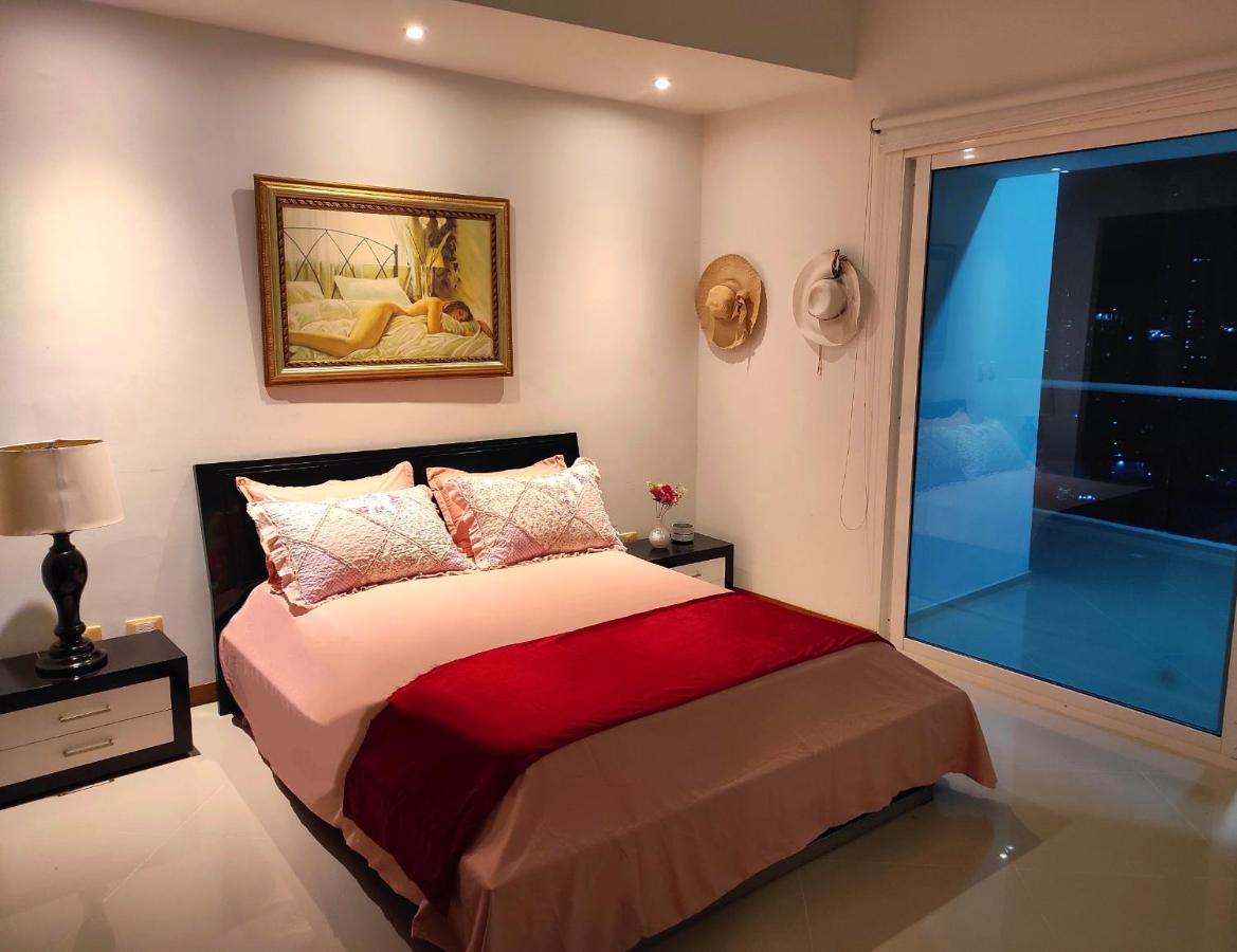 Apartamento De Lujo Con Vista Al Mar - Excelente Ubicacion Cartagena Kültér fotó